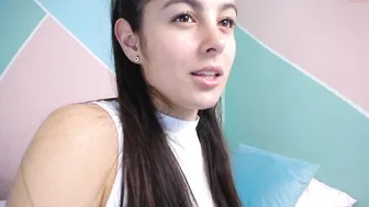 lilicarter__ chaturbate beauty sensually satisfies her pussy