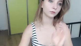 kelsimonro chaturbate sexy mare passionately masturbates pussy