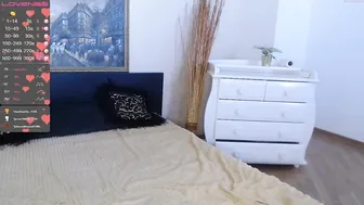 kriss_kiss__ chaturbate convulsing