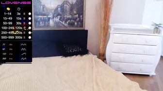 kriss_kiss__ chaturbate Slender confused