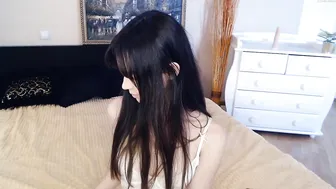 kriss_kiss__ chaturbate overall handjob