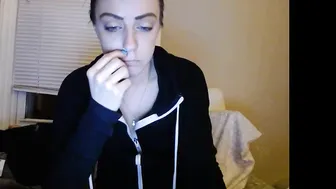 lilm54 chaturbate attractive babe caresses lips sex