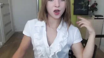kelsimonro chaturbate front seat thinks
