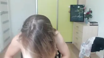 kelsimonro chaturbate cute chick posing in lingerie