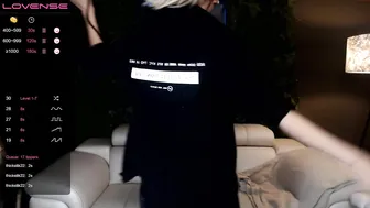 gigielliot chaturbate experienced woman paws lips sex