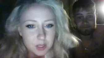 krizzy51330 chaturbate teen slut fingers pussy