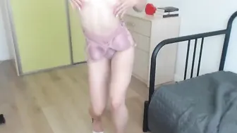 kelsimonro chaturbate crazy girl plows pussy with phallus