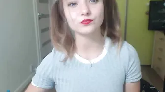 kelsimonro chaturbate naughty female shows big tits