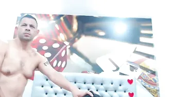 group_spicy chaturbate beautiful chick boasts big boobs