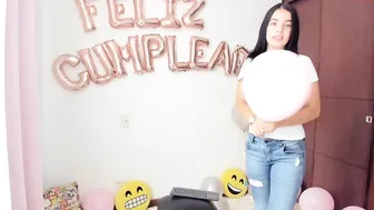 gabi_rios chaturbate mature model caresses nipples and cunt