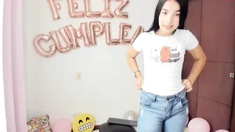 gabi_rios chaturbate mature model caresses nipples and cunt