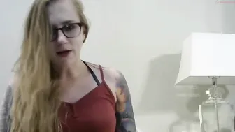 xxx_mila_xxx busty courage rides a dildo