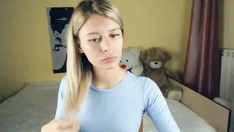 sofi_vip cute girls masturbate pussy