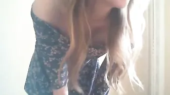 wetsweett a test lady fucks sex toy