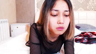 elli_ssi cute bitches do caressing