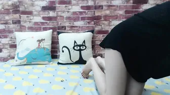 lettysweety98 charming babe masturbates shaved vagina