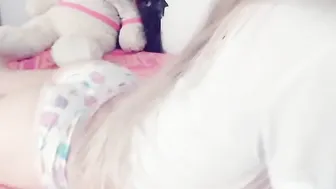 cutevannia crazy lady jerks off and cums