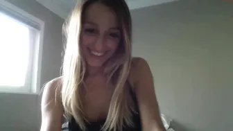 caracupcakexo sweetly caress your body