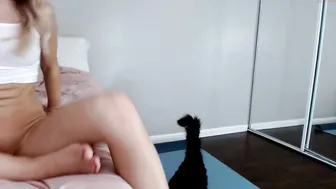 caracupcakexo impressive babe fucks anus