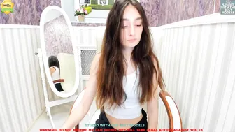 alisa__coy cute slut caresses the vagina with fingers