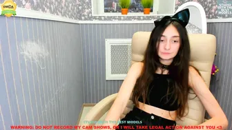 alisa__coy Adorable chick