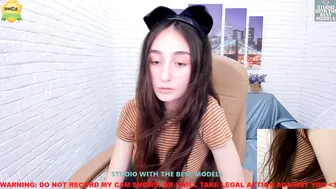 alisa__coy busty slut fucks the lips sex