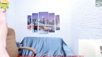 alisa__coy excellent skin sucking rubber penis