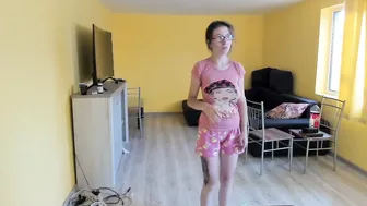 sexy_luna69 jerking on the bed