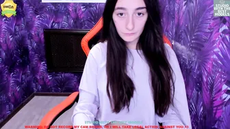 alisa__coy lush ass shows its shape