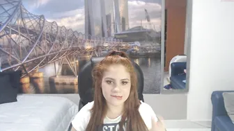 lolita_redhead crazy girl caresses shaved pussy