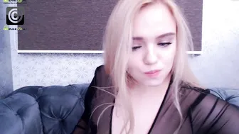 milana_grands sexy hottie fucks both holes