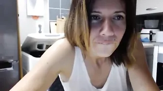 french_lolita showering