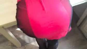 A man fucks a beauty in stockings