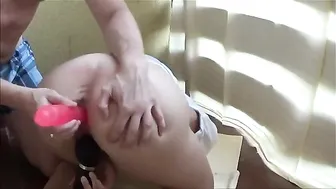 The man distracted the beauty of passionate fucking