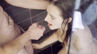 The brunette sucked in the toilet