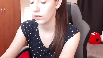kimmie_jane Cute with pigtails jumps on sex toy
