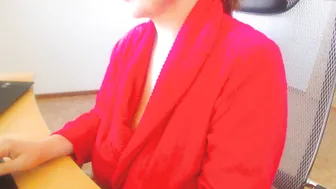 umnizza7777 Luxurious bitch fucks pussy with phallus