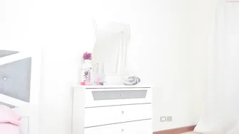 venezolanacute wet pussy jumps on cock