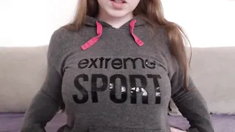 lily_sweet_cheeks crazy chick fondles her cunt by hand