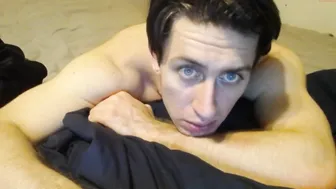 bikiniblondie crazy latina knees shaved holes