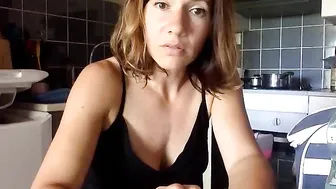 french_lolita cute chick jerking her pussy with a phallus