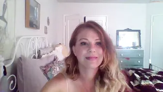 mimi_applebaum Vulgar female