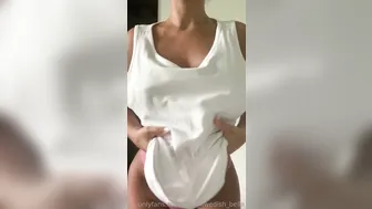 miss_swedish_bella onlyfans hot latina fucks pussy with a sex toy