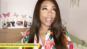 iluvchanell_ onlyfans cute babe rides a sex toy