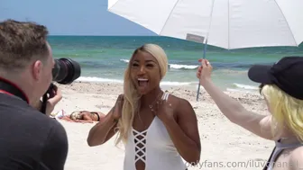 iluvchanell_ onlyfans Chicks with big ass