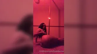 ilovedannie onlyfans incendiary bitch is naughty at the pool