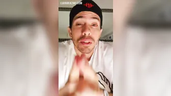 kazakiluana onlyfans bitch with huge booty caresses hairy cunt