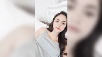idafree onlyfans beautiful bitch shows shaved holes