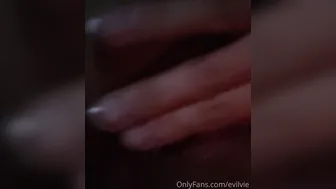 evilvie onlyfans redhead babe with big tits masturbating cunt