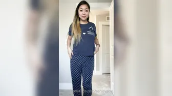 ashleyaoki onlyfans blonde slut poses nude